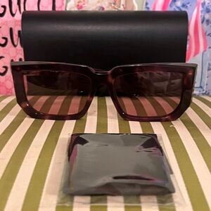 MaxMara Rectangular Sunglasses in Dark Brown Tortoiseshell